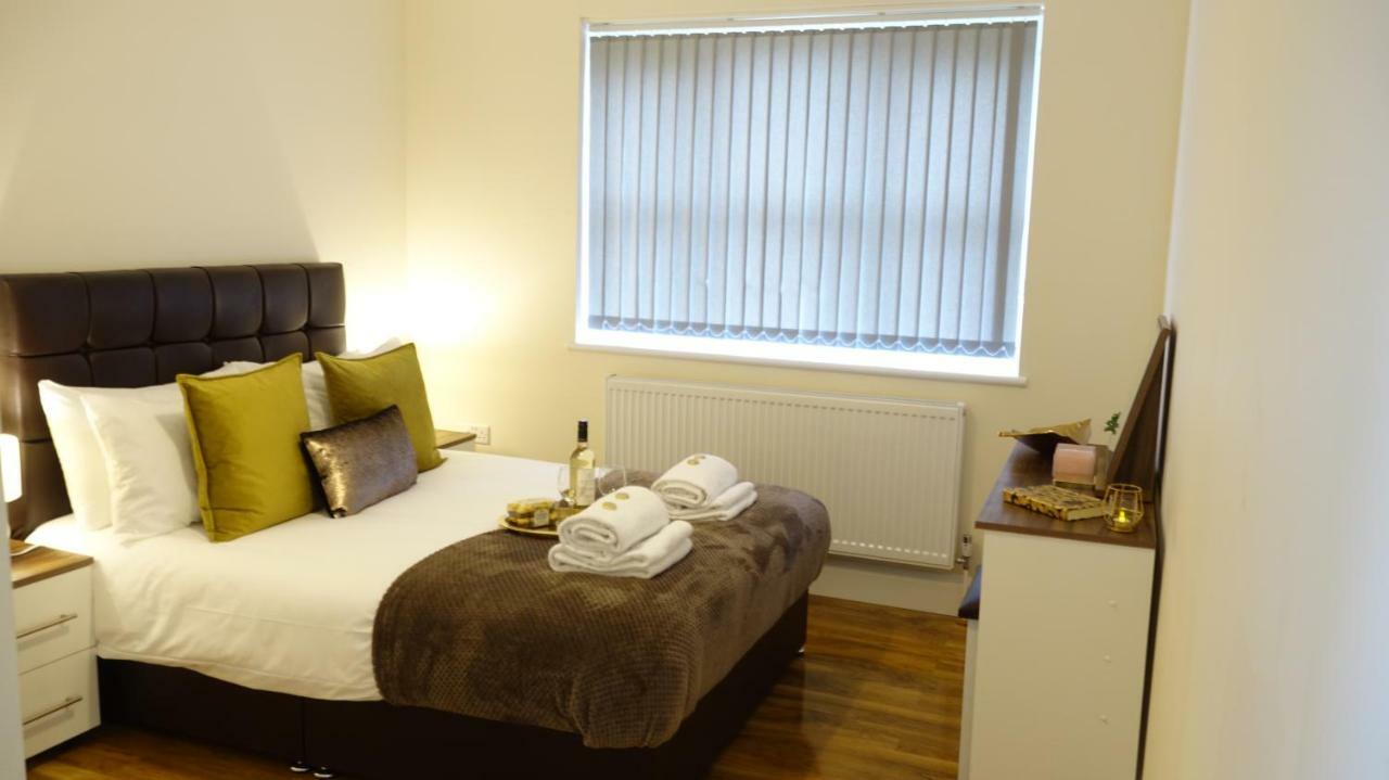 Luxury 2 Bed 2 Bath - Free Parking - 5Min To Airport - Sleeps 6 Lägenhet Ashford  Exteriör bild